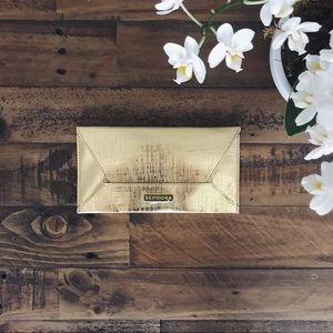 NWOT SEPHORA Envelope Clutch in Gold